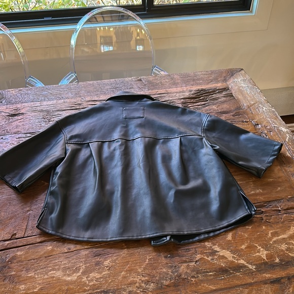 Vigoss vegan leather jacket quarter sleeve size small - Picture 5 of 5